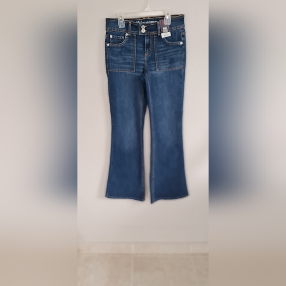 No Boundaries Juniors' Low Rise Extended Tab Flare Jeans, Sz 5 - Picture 6 of 13
